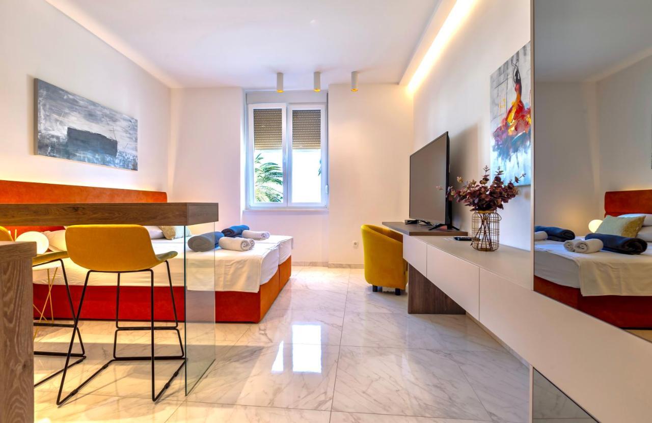 Apartments & Rooms Graso スプリト エクステリア 写真