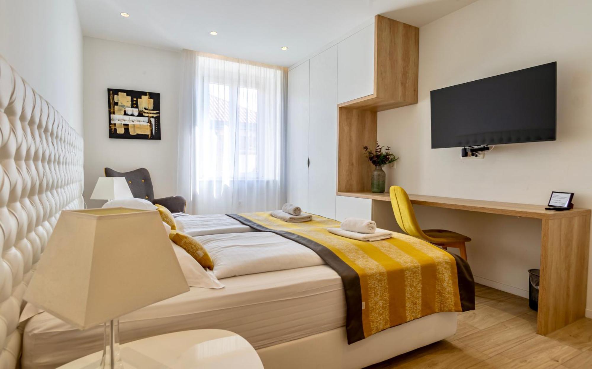 Apartments & Rooms Graso スプリト 部屋 写真