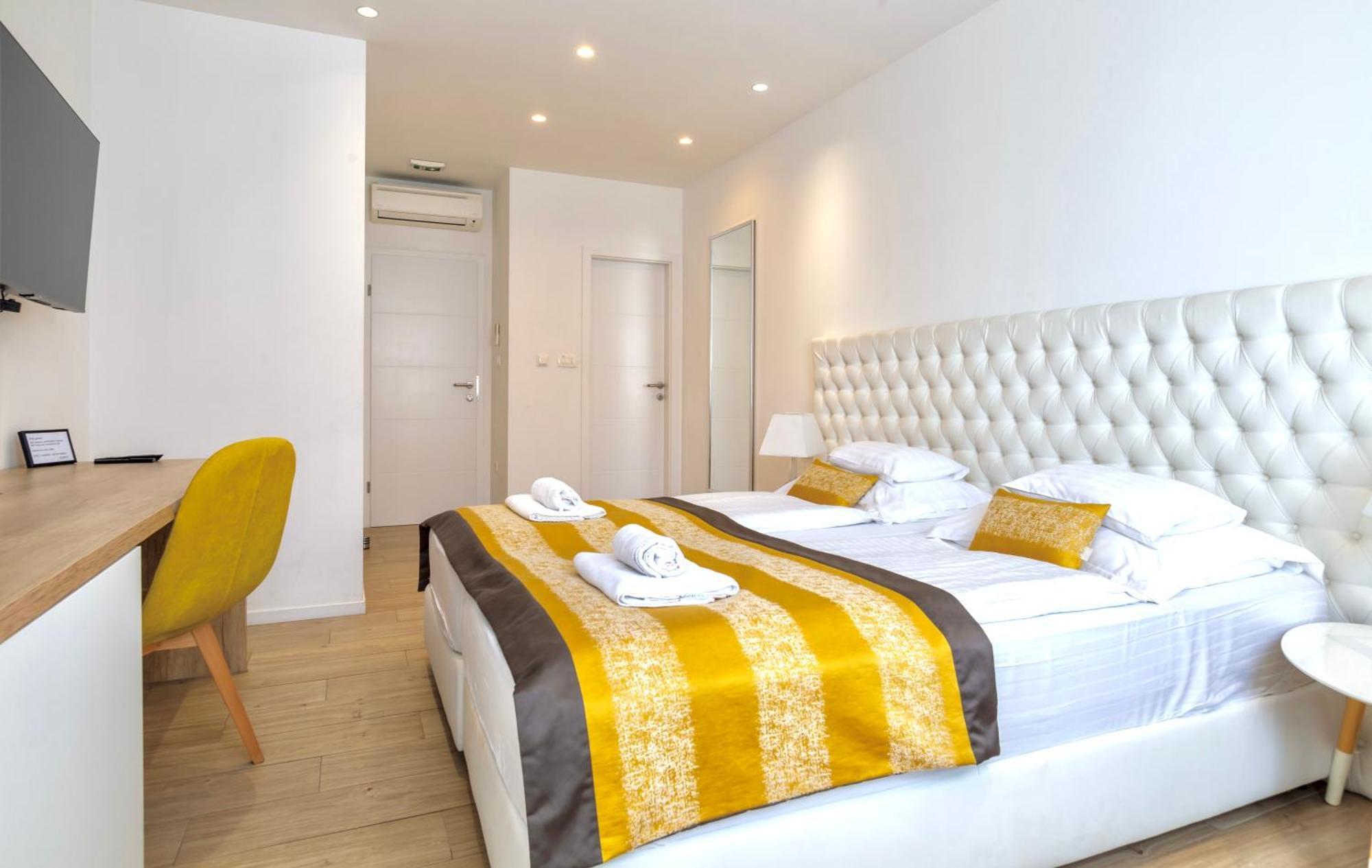 Apartments & Rooms Graso スプリト 部屋 写真
