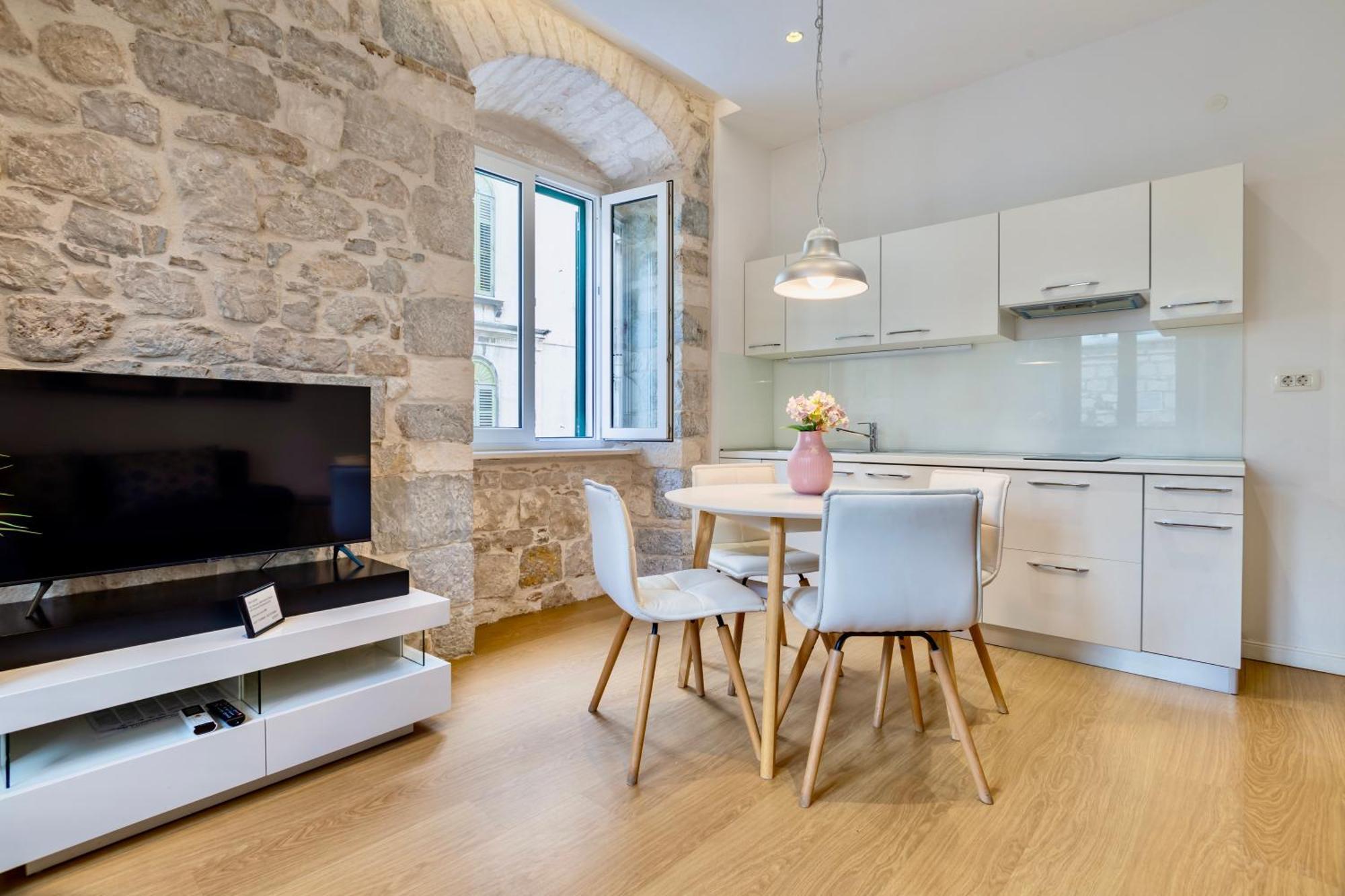 Apartments & Rooms Graso スプリト 部屋 写真